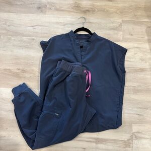 Grey FIGS Scrub Set with Pink Drawstring